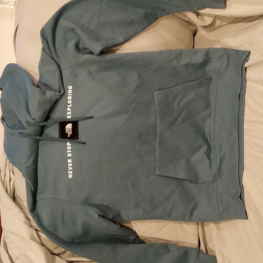 Women North Face hooded sweatshirt Medium
